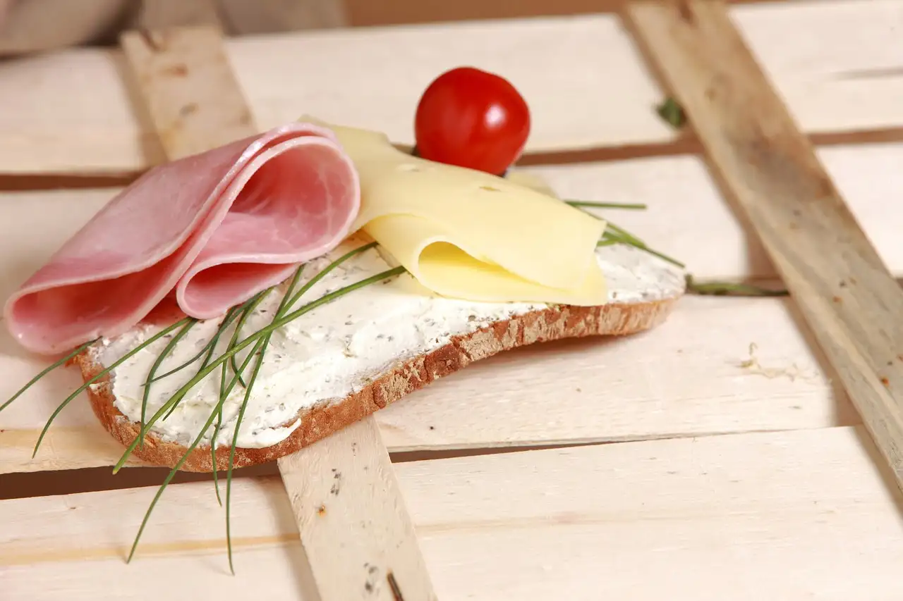 Hoeveel calorieën is een boterham met kaas