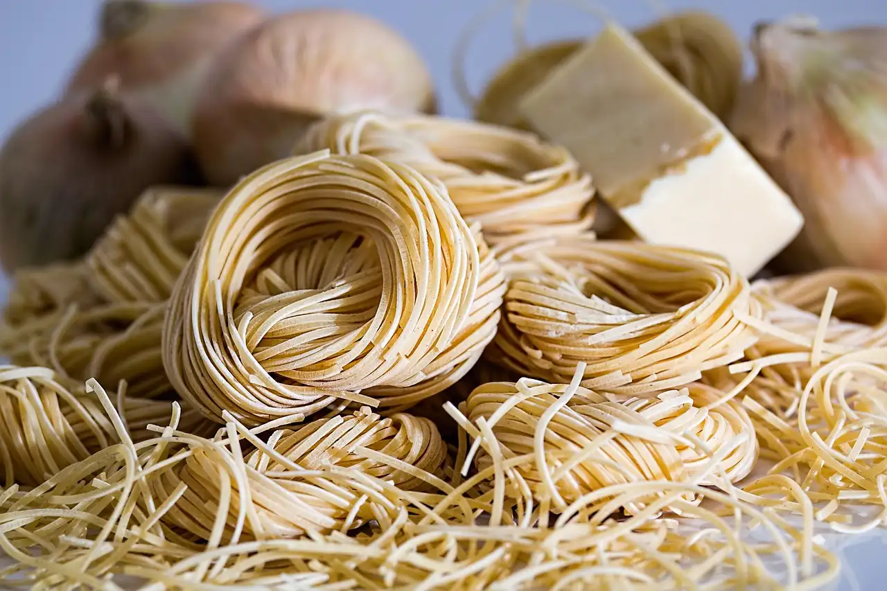 Recept kaassaus maken: makkelijk en snel voor bij pasta